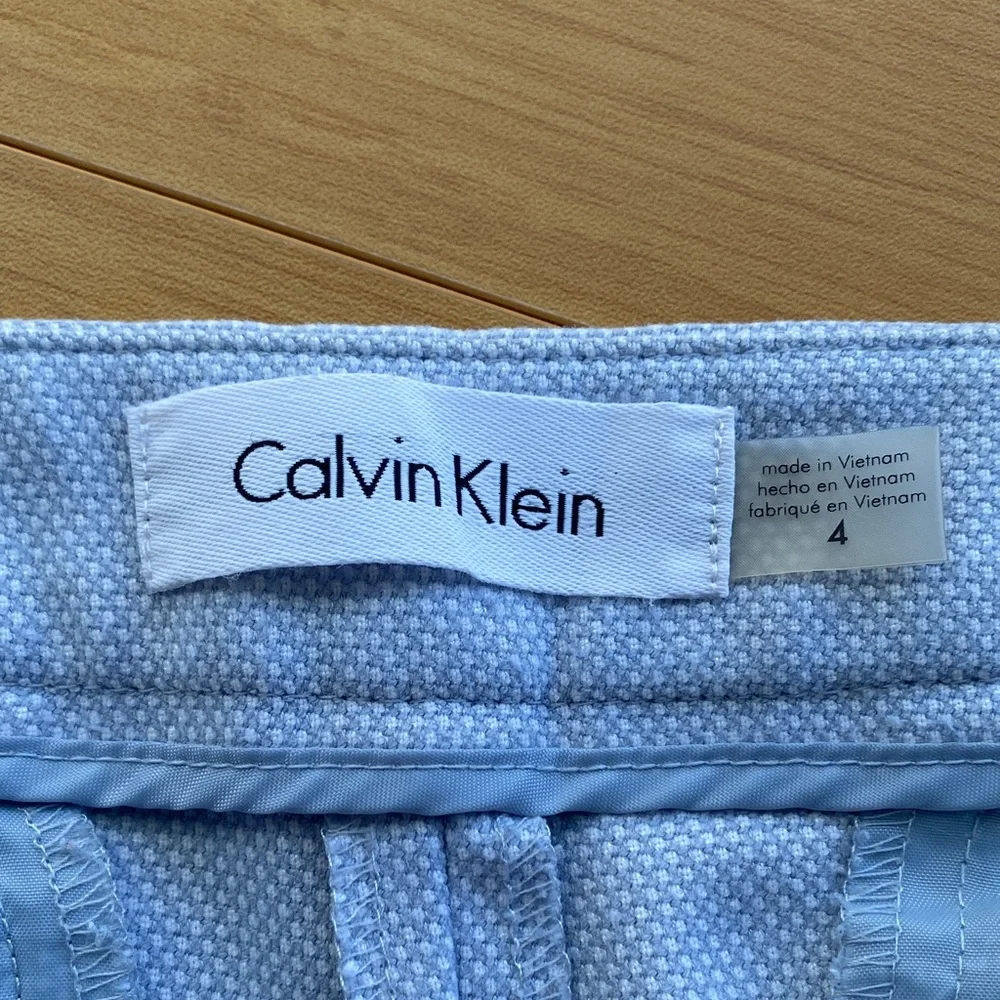 Calvin‎ Klein Mid Rise Trouser Pants Tapered Blue Size 4
